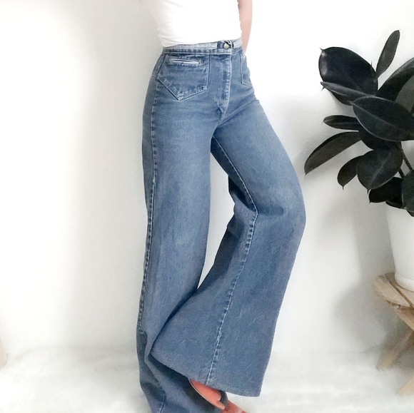 Vintage Denim - 70s Vintage Wide Flare Leg Ultra High Rise Jeans